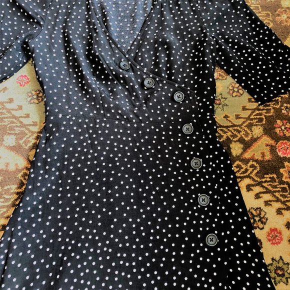 Fabulous Black & White Polka Dot Button Wrap Dress - Size XXS - Picture 3 of 16